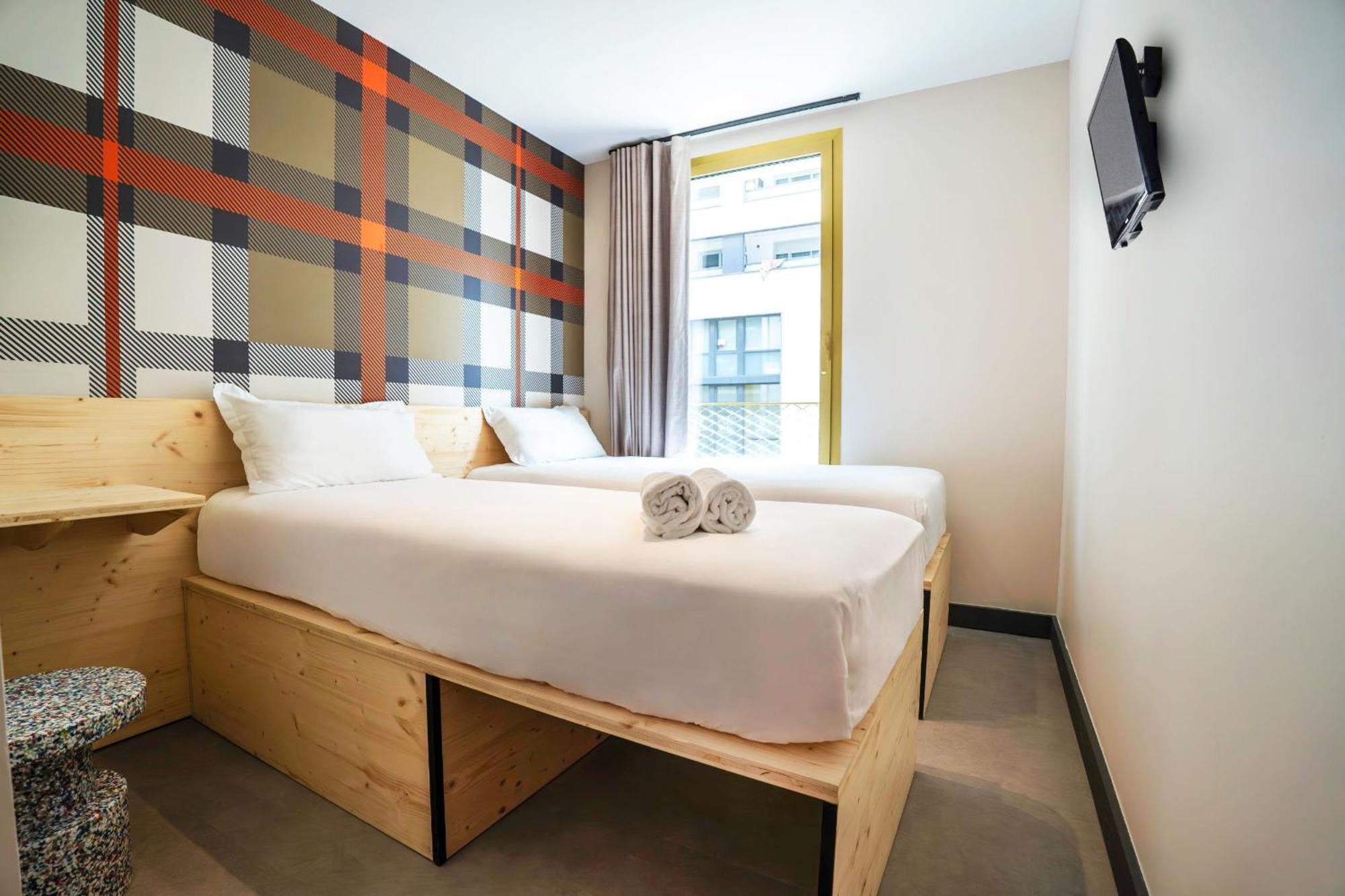 Easyhotel Marseille Euromed Exteriör bild